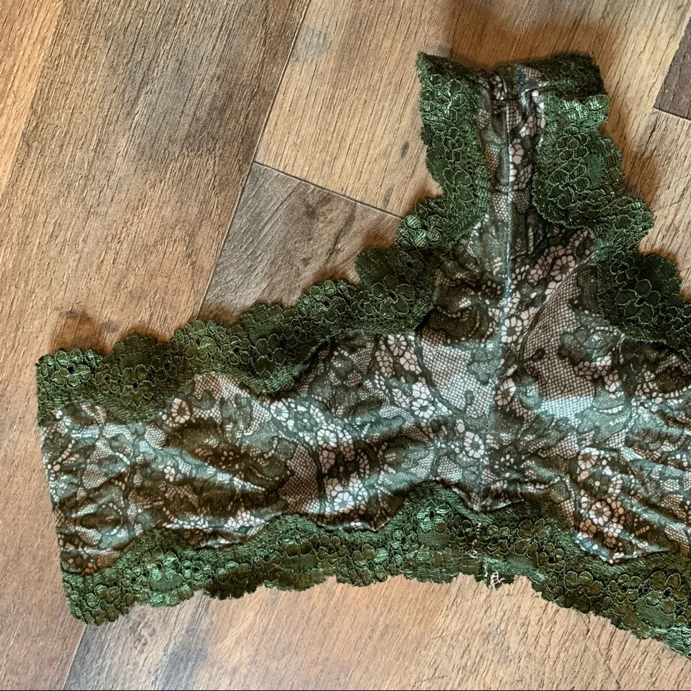 VS Vintage Very Sexy Lace Trim Cheeky Panty - Picture 8 of 8